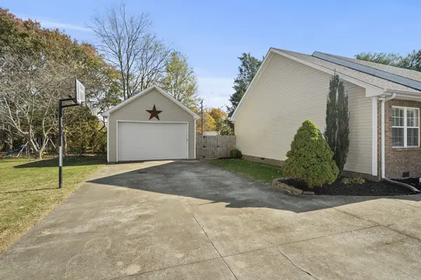 112 Eagles Nest Dr, Portland, TN 37148