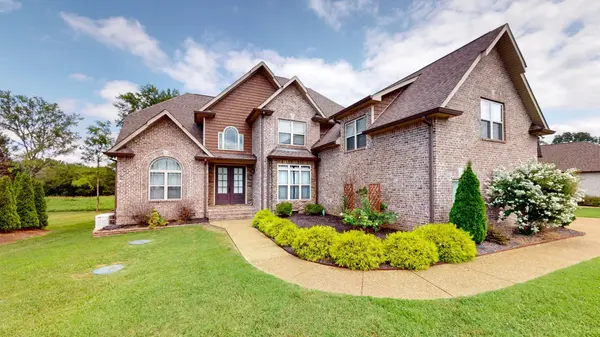 305 Fawns Pass, Lebanon, TN 37087