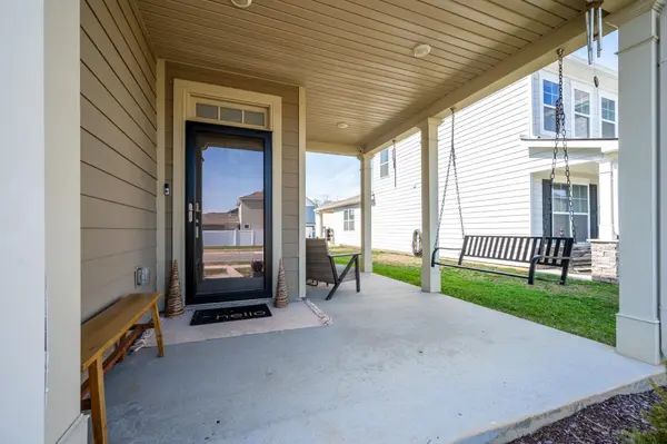 8032 Craighead Dr, Lebanon, TN 37087