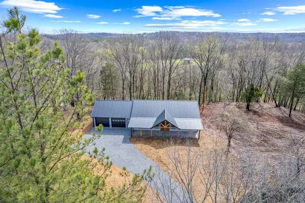 9 Skaggs Lane, Linden, TN 37096