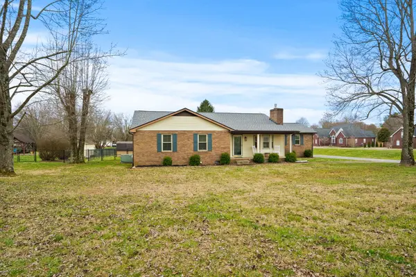 565 N Palmers Chapel Rd, White House, TN 37188