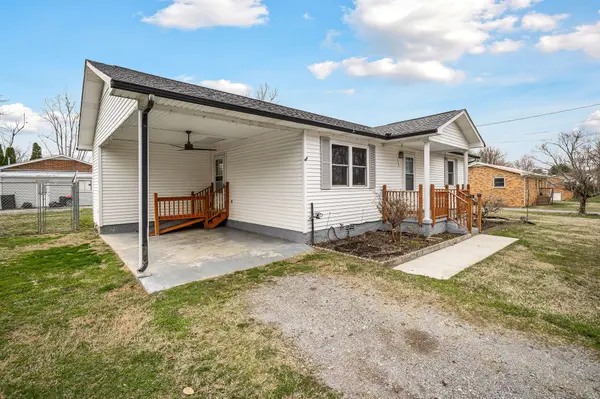 242 Frosty Pt, Dowelltown, TN 37059