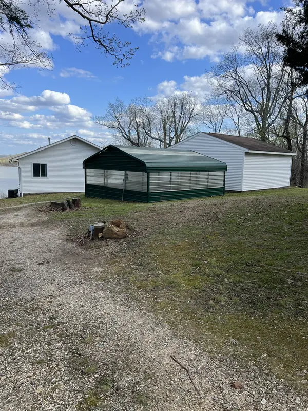 24 Bounty Ln, Camden, TN 38320