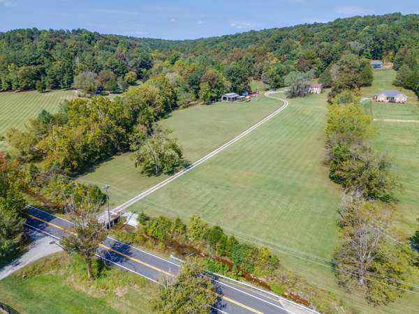5472 Pinewood Rd, Franklin, TN 37064