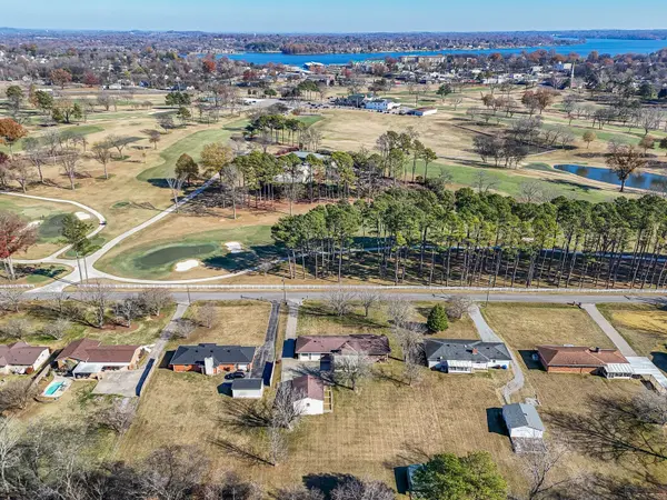 306 Hurst Drive, Old Hickory, TN 37138