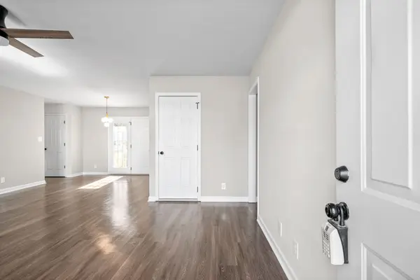 220 Sherwood Hills Dr, Clarksville, TN 37042