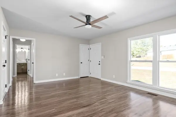 220 Sherwood Hills Dr, Clarksville, TN 37042