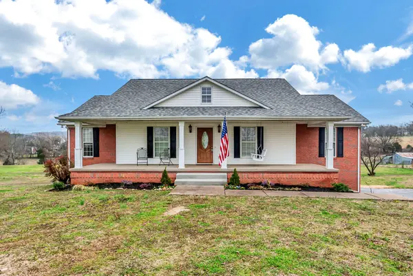 1014 Tom Osborne Rd, Columbia, TN 38401