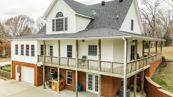 3239 Goolinghorn Rd, Palmyra, TN 37142