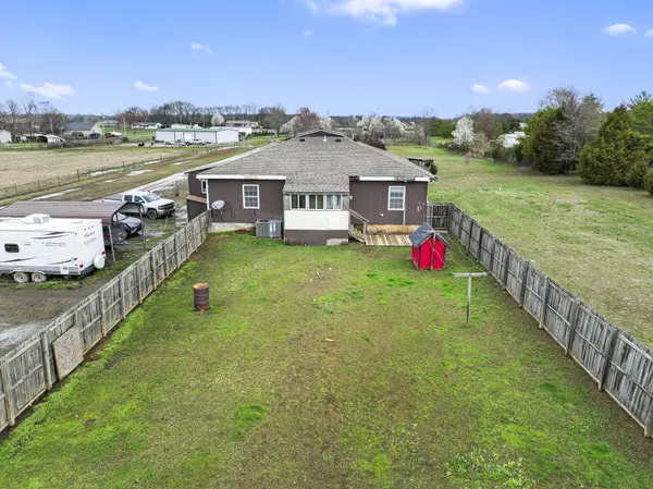 2190 Unionville Deason Rd, Bell Buckle, TN 37020