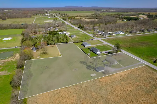 10020 Jim Cummings Hwy, Bradyville, TN 37026