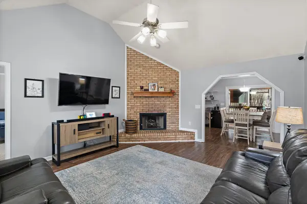 2622 Riverstone Dr, Murfreesboro, TN 37128