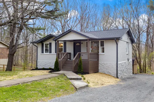 403 Hazel Dr, Greenbrier, TN 37073