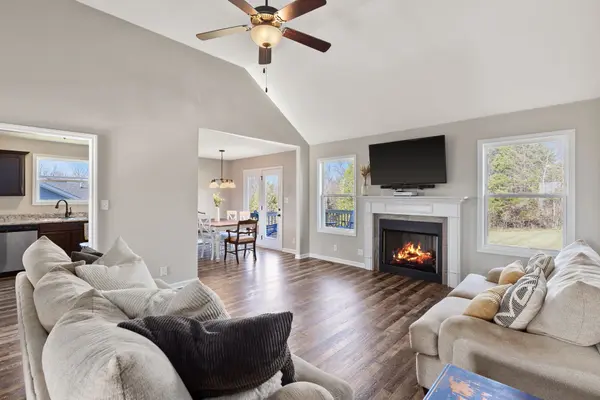 242 Hillview Way, Springfield, TN 37172