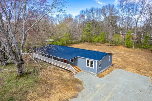 9464 Sugar Tree Dr, Bon Aqua, TN 37025