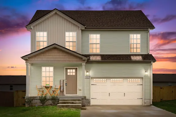 2051 Jackie Lorraine Dr, Clarksville, TN 37042