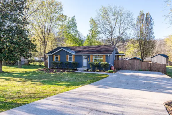 251 Garcia Dr, Pegram, TN 37143