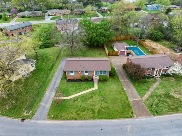 4214 Samoa Dr, Hermitage, TN 37076