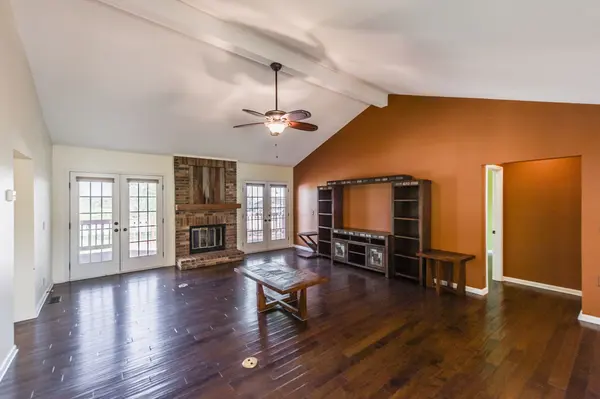 107 Devonshire Trl, Hendersonville, TN 37075