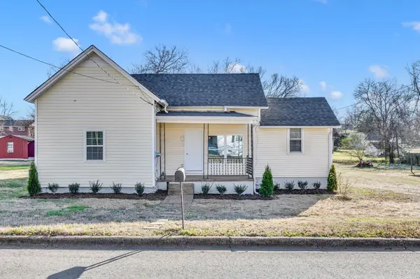 419 E Woodring St, Pulaski, TN 38478