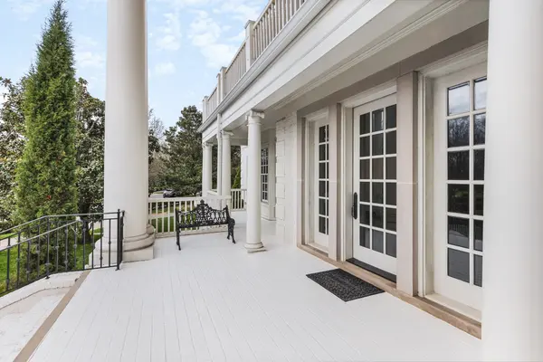 299 Jones Pkwy, Brentwood, TN 37027