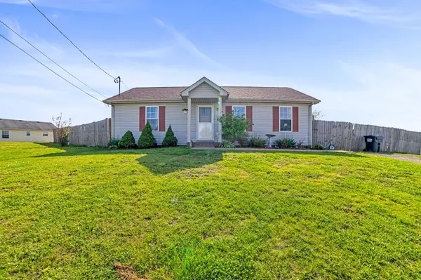 954 Crabapple Ct, Clarksville, TN 37040