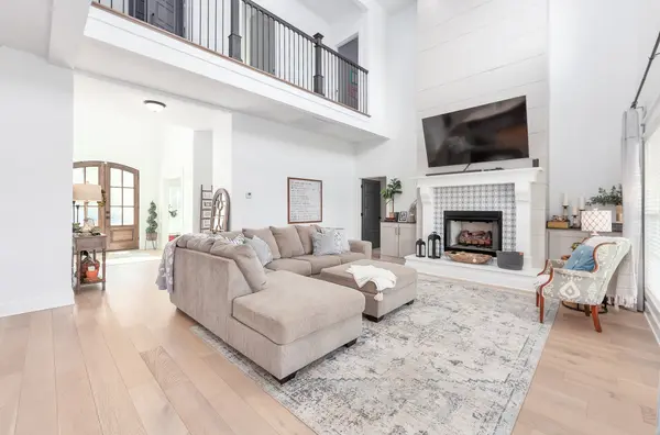 105 Joy Ln, Lexington, TN 38351
