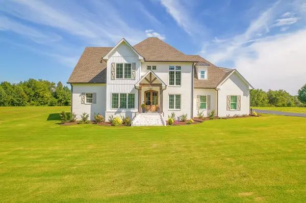 105 Joy Ln, Lexington, TN 38351