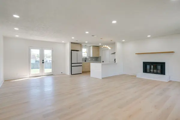 3832 Creekwood Cir, Nashville, TN 37218