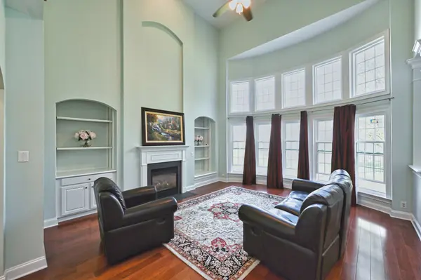 457 Cumberland Pl, Nashville, TN 37215