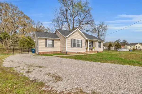 738 Eaglesham Drive, Christiana, TN 37037