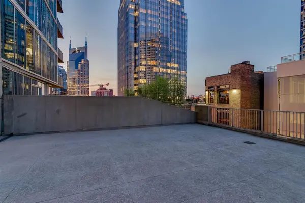 301 Demonbreun St #706, Nashville, TN 37201
