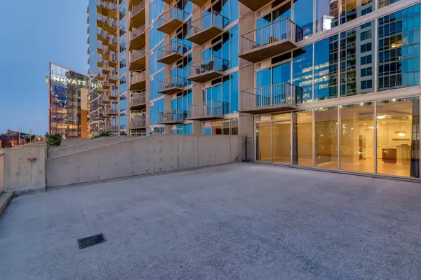 301 Demonbreun St #706, Nashville, TN 37201