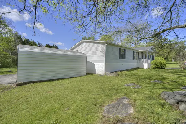 9413 Independent Hill Rd, Arrington, TN 37014