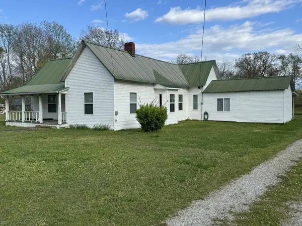320 W King St, Morrison, TN 37357