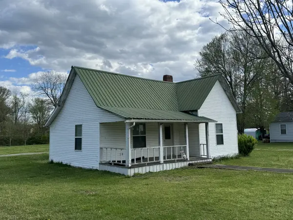 320 W King St, Morrison, TN 37357