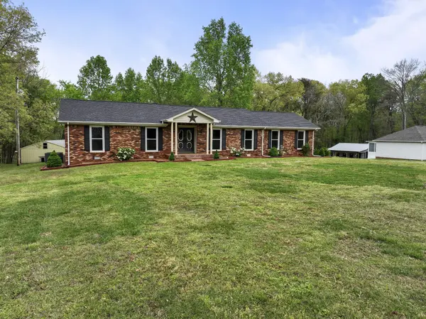 1125 Dimple Rd, Chapmansboro, TN 37035