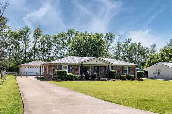 139 Napier Dr, Columbia, TN 38401