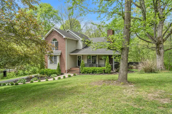 414 Maplewood Dr, Greenbrier, TN 37073
