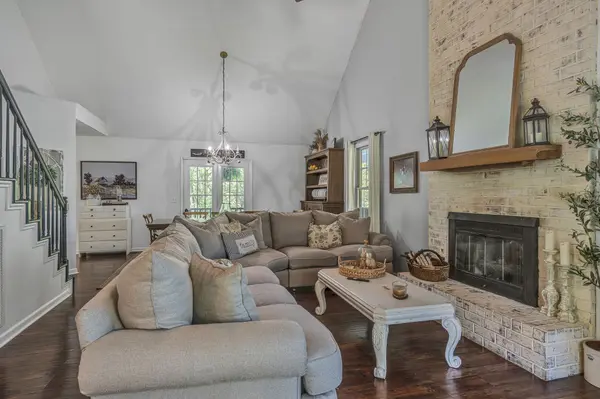 414 Maplewood Dr, Greenbrier, TN 37073