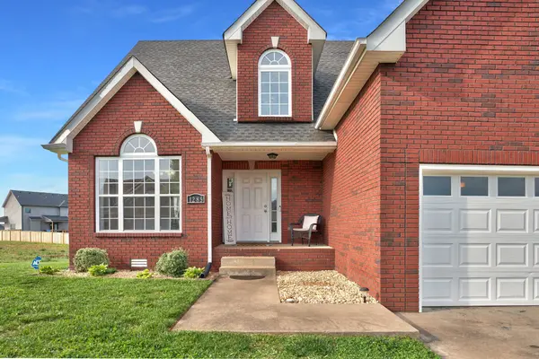 1285 Apple Blossom Rd, Clarksville, TN 37042