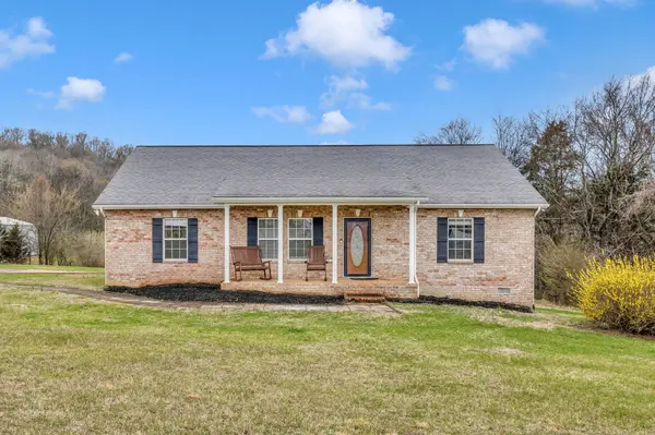 1062 Talon Dr, Columbia, TN 38401