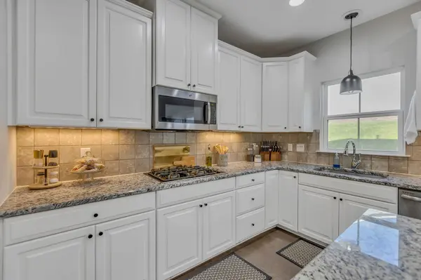 2084 Morton Dr, Spring Hill, TN 37174