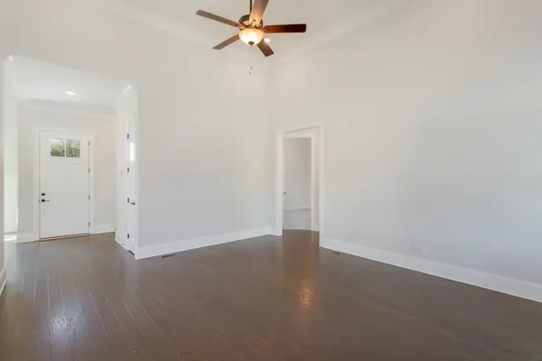 520 Bass Rd, Bethpage, TN 37022