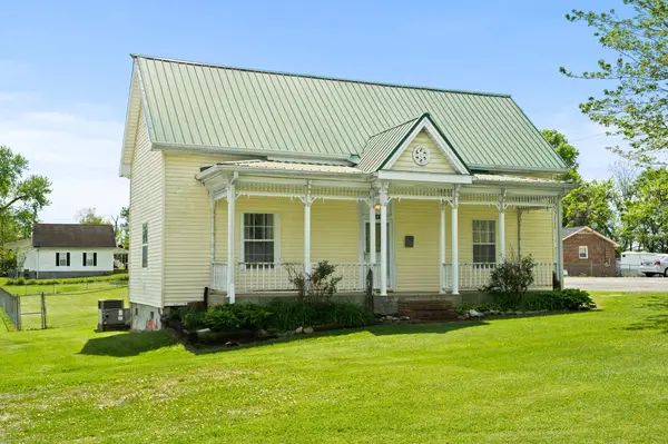 601 5th Ave #E, Springfield, TN 37172
