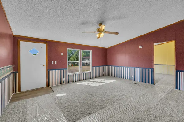 1025 Scenic Dr, La Vergne, TN 37086