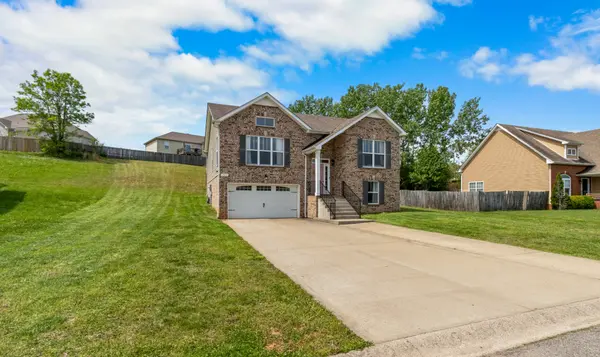 703 Superior Ln, Clarksville, TN 37043
