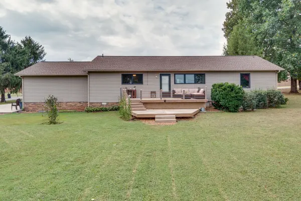 318 Woodland Dr, Decherd, TN 37324