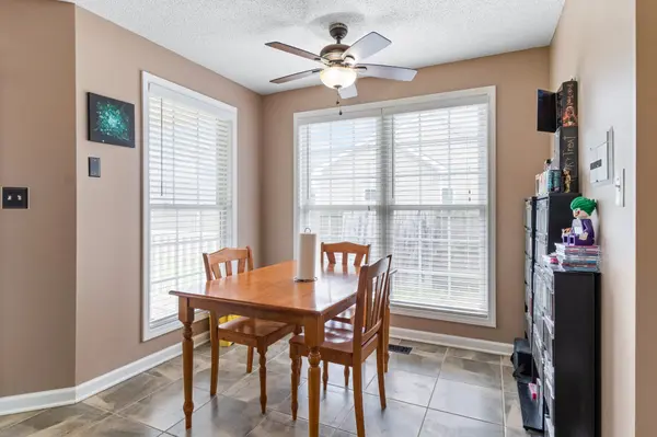 3912 Rhonda Ct, Clarksville, TN 37040