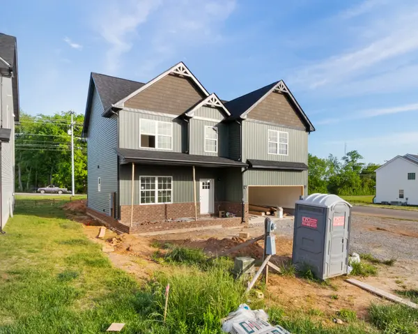 858 Limestone Way, Clarksville, TN 37043
